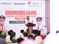 Gubernur Sulsel Groundbreaking Jalan Rp 383 M di Poros Tanabatue-Palattae Bone