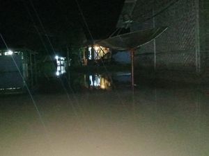 Banjir di Pandeglang Tinggi Lagi Usai Hujan, 4 Kampung Terendam-10 KK Ngungsi
