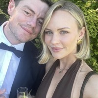 Namun di balik itu, Jules memiliki sahabat dekat sekaligus tetangga, Tess Crosley, yang kerap menghabiskan waktu bersama keluarga Neale. Kedekatan mereka sempat terlihat publik dalam sebuah foto usai Final AFL pada September. Foto: dok. Instagram