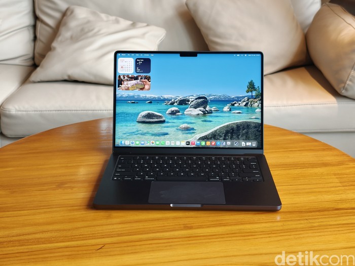 Unboxing MacBook Pro M5 2025: Performa AI Makin Gahar