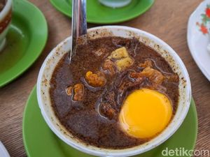 Di Kelapa Gading Ada RM Pallubasa Legendaris Sejak 1987, Ini Menunya!