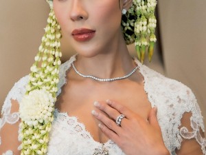 Foto: Detail Perhiasan Mewah untuk Pernikahan Anak Tommy Soeharto dan Istri