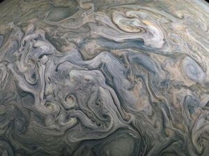 Studi Ungkap Misteri Awan Jupiter, Ada Badai Raksasa Berukuran 2 Kali Bumi