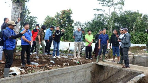 Pemkab Buleleng melakukan peninjauan proyek sodetan untuk atasi banjir di Desa Pancasari, Jumat (16/1/2026).