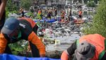 Sampah Menumpuk di Muara Baru, 120 Petugas Dikerahkan