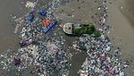 Sampah Menumpuk di Muara Baru, 120 Petugas Dikerahkan