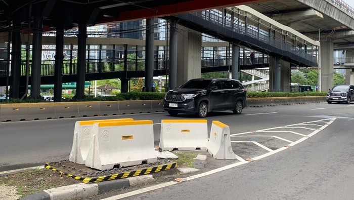 2 Tiang Monorel di Rasuna Said Sudah Dibongkar, Begini Kondisinya