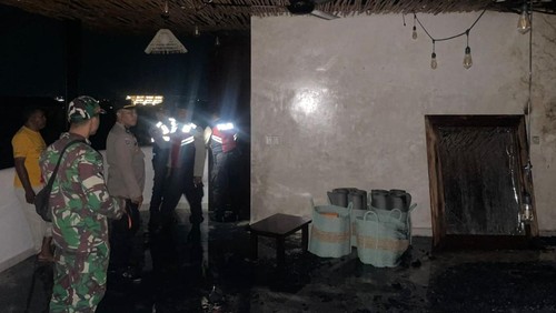 Sisa kebakaran di ruang sauna di lantai tiga sebuah vila di Desa Munggu, Badung, Kamis tengah malam.