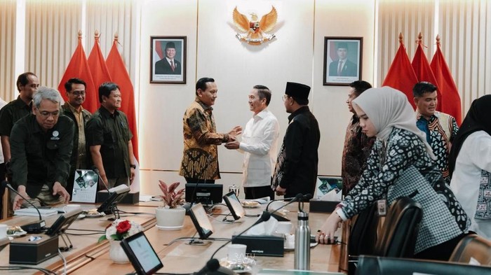 Wali Kota Palembang Ratu Dewa menemui Wakil Menteri Kehutanan RI Rohmat Marzuki