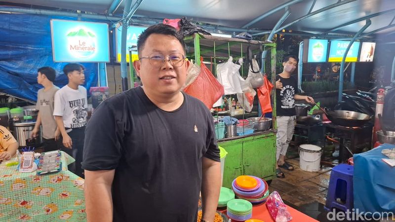 Sambal Bebas Ambil, Lalapan di WGP Ini Jadi Langganan Hotman Paris