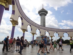 Sektor Pariwisata Jadi Andalan Baru Pendongkrak Devisa Indonesia
