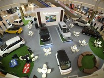 Mau Diskon dan Cicilan Murah Mobil Listrik, Datang Aja ke Sini!