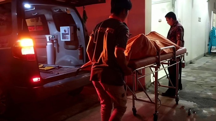 Dua orang di Nganjuk dilaporkan tewas serekah terjebak kebakaran rumah