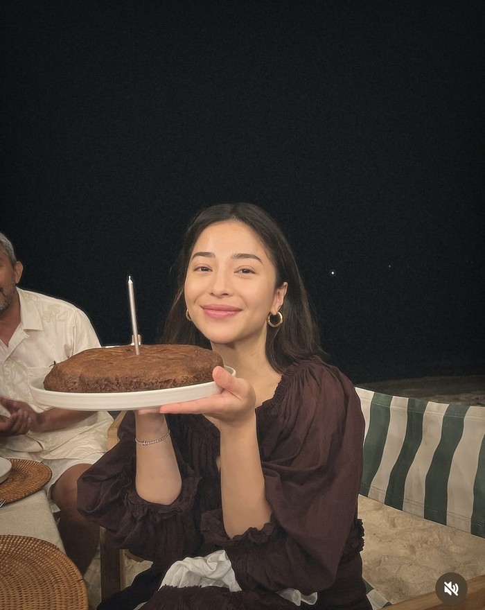 Keseruan Nikita Willy Kulineran di Jepang hingga China Bareng Keluarga