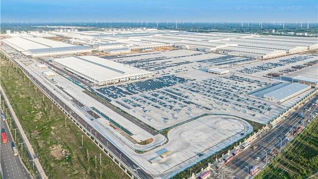 Pabrik BYD Zhengzhou, China.