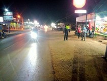 Ban Truk Copot Hantam Warung Makan di Pinggir Jalan Konawe, 1 Pengunjung Luka