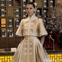 Presentasi koleksi Jie berlangsung pada pertengahan Januari lalu di Orient8, Hotel Mulia Senayan. Atmosfer oriental yang kuat dari interior semakin membuat koleksi ini berkesan. (Foto: Daniel Ngantung/detikcom)