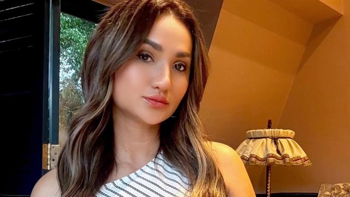 tengku dewi