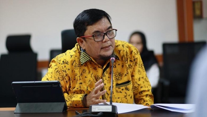Wakil Ketua DPRD Jambi Ivan Wirata resmi ditunjuk sebagai Sekretaris Partai Golkar.