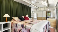 Cynthia mendeskripsikan gerbong kereta ini bagaikan studio satu kamar. Foto: via realestate.com.au
