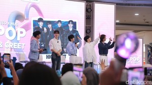 HIGHLIGHT hadir dalam rangkaian acara KOREA 360 X HUG K-POP Meet & Greet setelah Sabtu (17/1) mereka konser di NICE, PIK 2, Jakarta Utara.