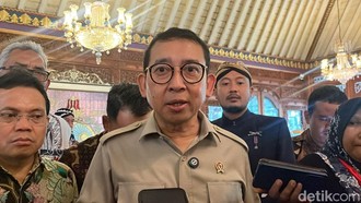 Penunjukan Tedjowulan Diprotes Kubu PB XIV Purbaya, Apa Kata Fadli Zon?