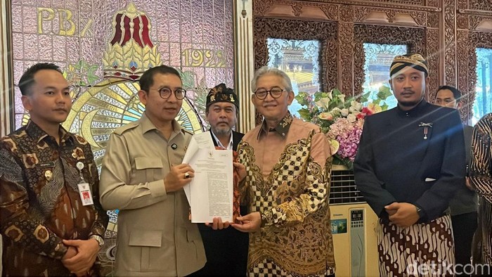 Resmi Jadi Pelaksana Keraton Solo, Ini Respons Tedjowulan