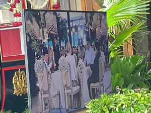 Video: Momen Prabowo-Jokowi Jadi Saksi Nikah Sekpri Prabowo