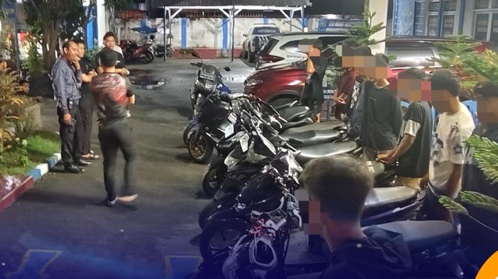 Polisi mengamankan 12 motor yang diduga hendak melakukan balap liar