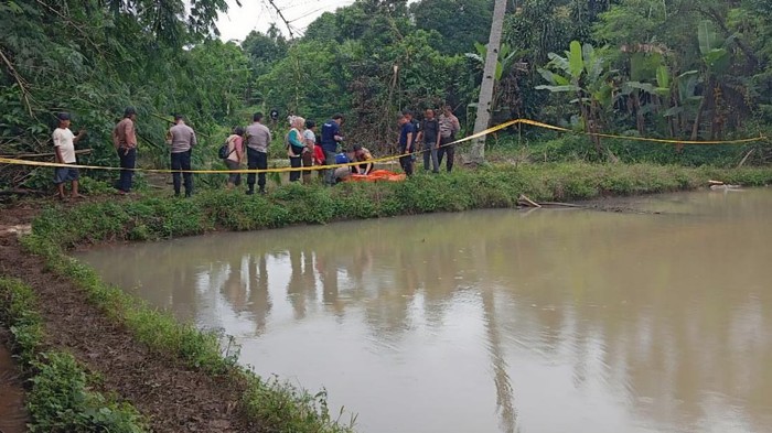 Mayat Bayi Perempuan Ditemukan di Empang Bogor