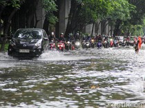 Potret Jalan-Gempol Malang Jakpus Tergenang Usai Hujan Semalaman