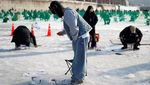 Ribuan Wisatawan Nikmati Festival Memancing di Atas Es Korea