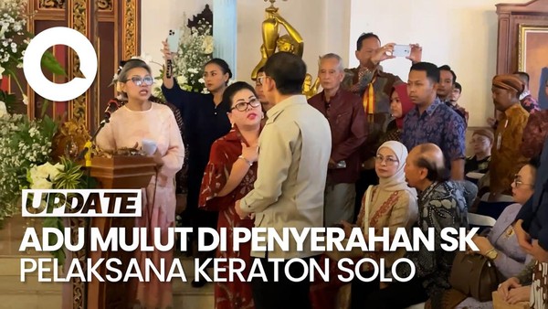 Video: Ribut-ribut di Penyerahan SK Pelaksana Keraton Solo oleh Fadli Zon