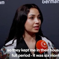 Saat diwawancara Rudaw pekan lalu, wanita yang kini berusia 26 tahun itu mengaku menyaksikan budak Yazidi lain dipilih satu per satu untuk diperkosa. Kekerasan itu akhirnya menimpanya. Ia diikat dan disiksa secara brutal selama berbulan-bulan. Foto: Dok. Dok. Middle East Eye, Rudaw, Instagram @sepan.ajo