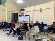 Video: Keluarga Kru ATR 42-500 Jalani Uji Antemortem di Makassar-Bogor