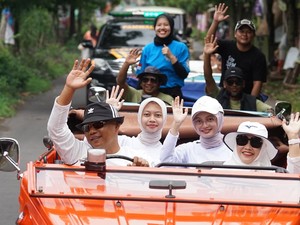 Reli Mobil Kuno Bareng Mbak Wali Promosikan Sejarah-Wisata Kota Kediri