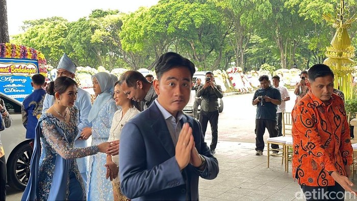 Gibran hingga JK Hadiri Pernikahan Sekpri Prabowo di TMII