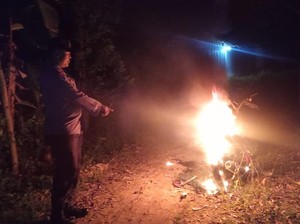 Kencani Istri Orang, Motor Pemuda di Sampang Dibakar Warga