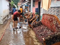 Video Sejumlah Rumah di Probolinggo Masih Terendam Banjir