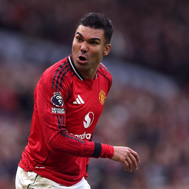 MU Berburu Calon-calon Penerus Casemiro