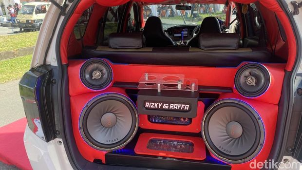 Daihatsu Sigra modifikasi di Daihatsu Kumpul Sahabat Daihatsu Sigra modifikasi di Daihatsu Kumpul Sahabat