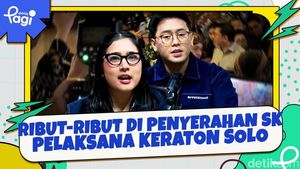 Video: Ribut-ribut di Penyerahan SK Pelaksana Keraton Solo
