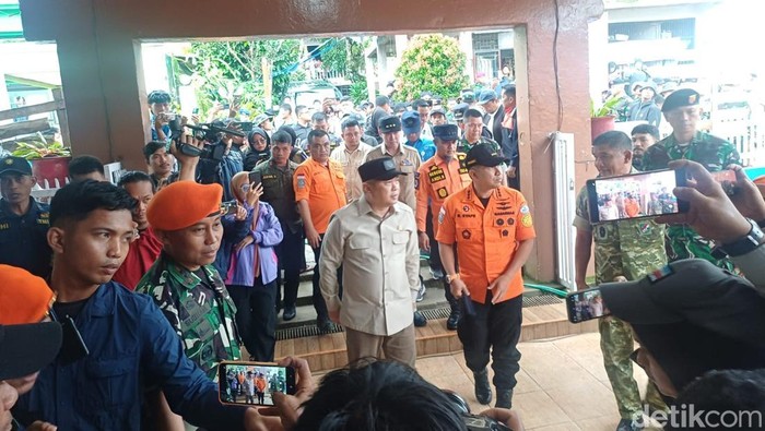 Menhub Tinjau Posko SAR Pencarian Pesawat ATR 42-500 di Tompobulu Pangkep