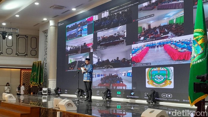 Lantik 248 Kepsek, Bobby: Ada Setor Uang Nggak?