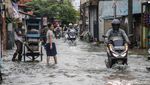 Jalan Akses Bekasi - Jakarta Masih Tergenang