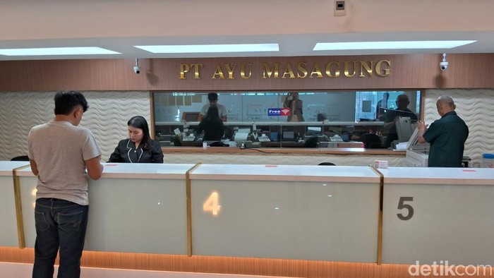 Money Changer Jual Dolar AS Rp 17.000!