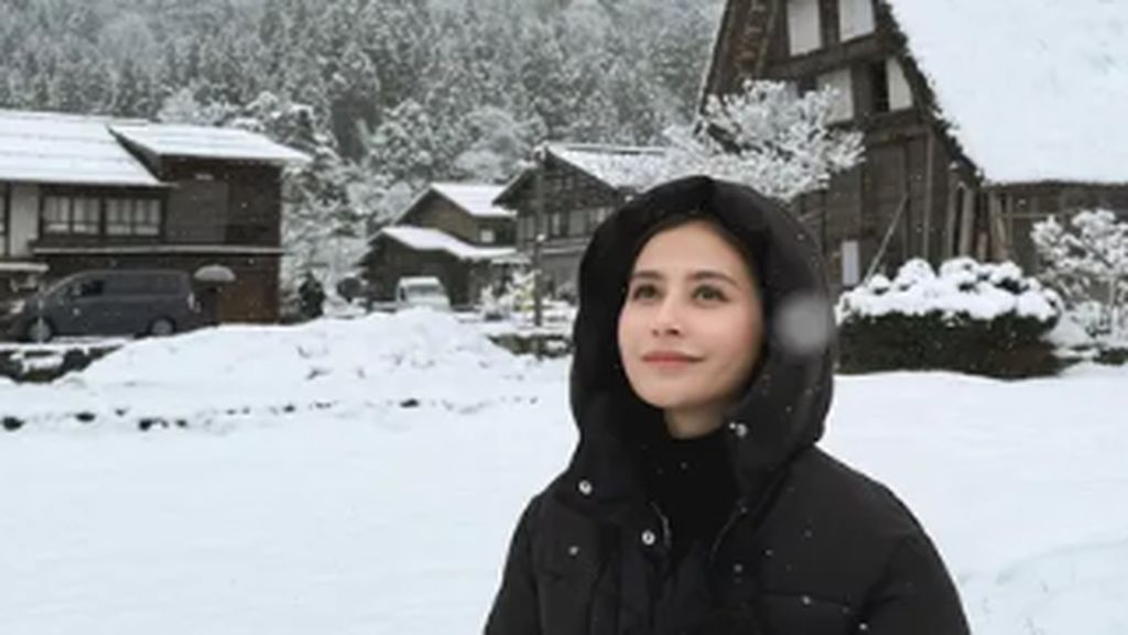 Video: Alasan Prilly Latuconsina Pamit dari Sinemaku Pictures