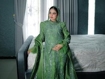 Momen Meriah Putri Isnari Gelar 7 Bulanan dan Gender Reveal