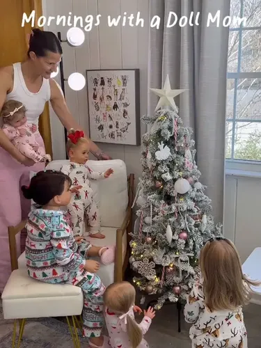 Wanita koleksi 20 boneka bayi