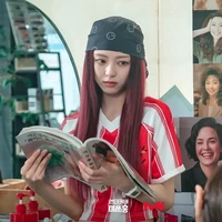 Potret Yuna ITZY Jadi Adik Park Shin Hye, Tuai Sorotan Kelewat Mirip